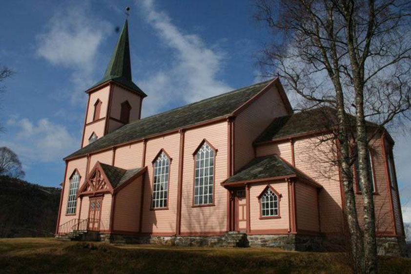 Hovedbilde for Røsvik kirke – Totalentreprise, nytt sprinkleranlegg